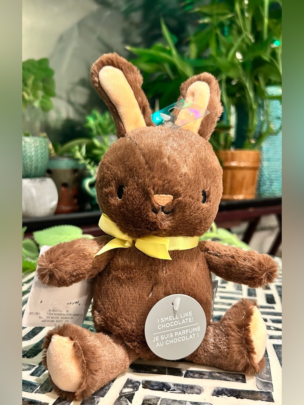 Hallmark Brown Bunny Plush with Yellow Bow I smell like chocolate 7” Easter gift